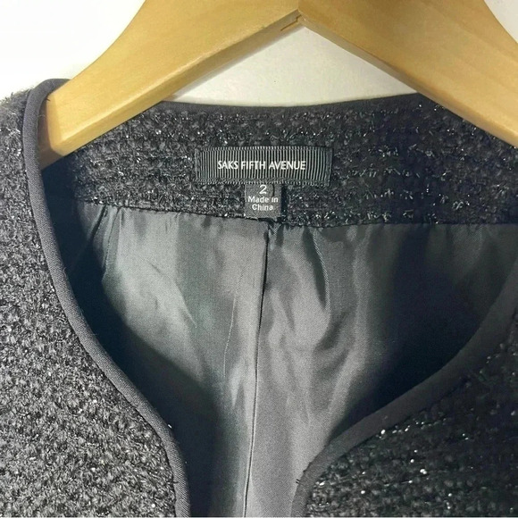 Sak Fifth Avenue Black Metallic Ruffle Shoulder Evening Jacket Size 2 - Picture 4 of 8